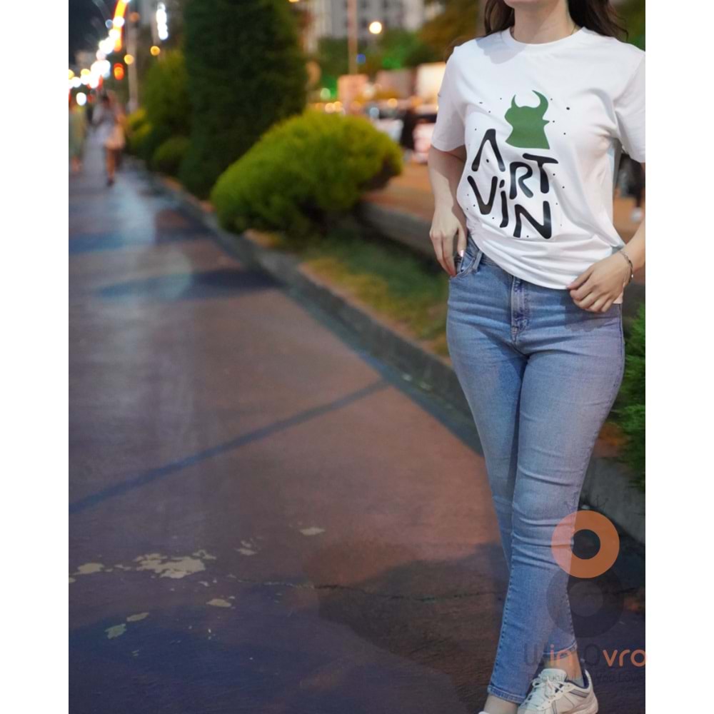 Artvin Logo Baskılı Bisiklet Yaka Tişört Beyaz Xl Beden