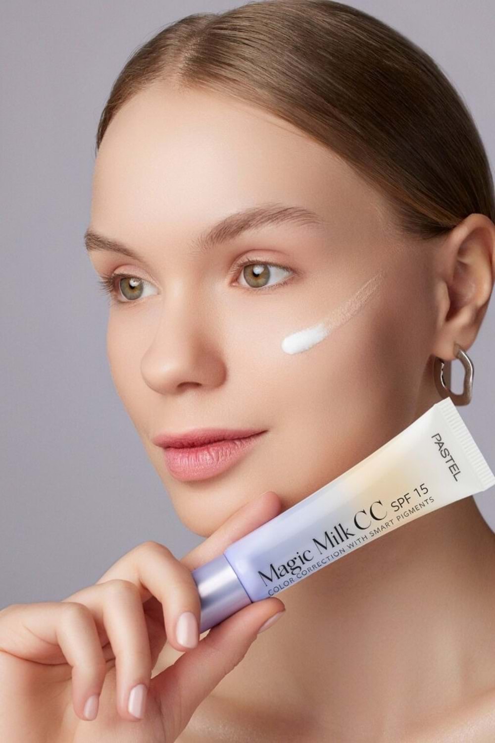 Pastel Magic Milk CC SPF 15 - Cilt Tonu Eşitleyici SPF 15 CC Krem 50 Light Medium