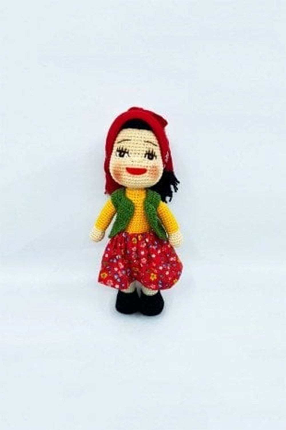 Artvin Amigurumi Organik Örgü Oyuncak Yöresel Kız Bebek / Kırmızı