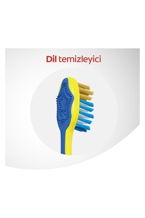 Colgate Minions 6+ Yaş Vakumlu Yapışkan Sap Ekstra Yumuşak Çocuk Diş Fırçası